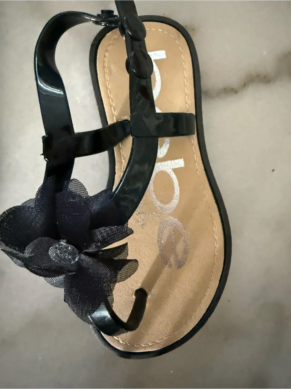Bebe NEW girls patent floral sandals snap strap sz M 7/8